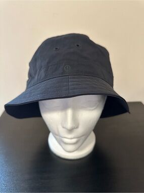 lululemon athletica Unisex Black Bucket Hat - Classic Sun Hat